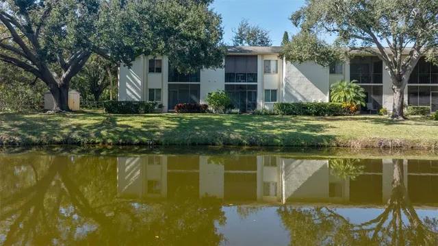 $1,725 | 219 Cypress Court, Unit 219, Oldsmar, FL 34677