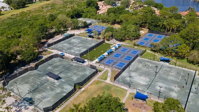 $1,725 | 219 Cypress Court, Unit 219, Oldsmar, FL 34677