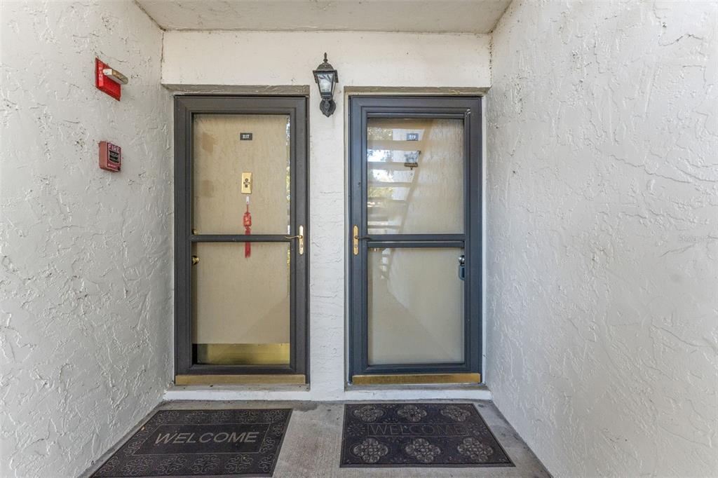219 Cypress Court, Unit 219 Oldsmar, FL 34677 - Photo 8 of 34 a view of an entryway