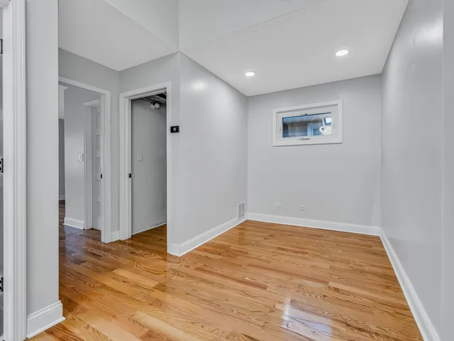 a view of empty room