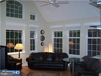 9 Greenbriar Road Mullica Hill, NJ 08062 - Photo 8 of 12 Family Room