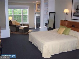 9 Greenbriar Road Mullica Hill, NJ 08062 - Photo 9 of 12 Bedroom - Main