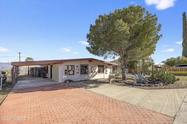 $120,000 | 211 South Ave B, San Manuel, AZ 85631
