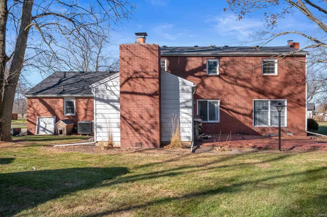 $249,900 | 3001 East Oaklawn Drive, Muncie, IN 47303