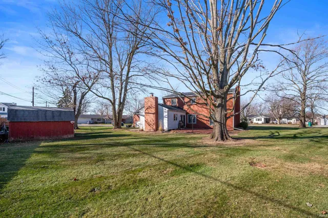 $249,900 | 3001 East Oaklawn Drive, Muncie, IN 47303