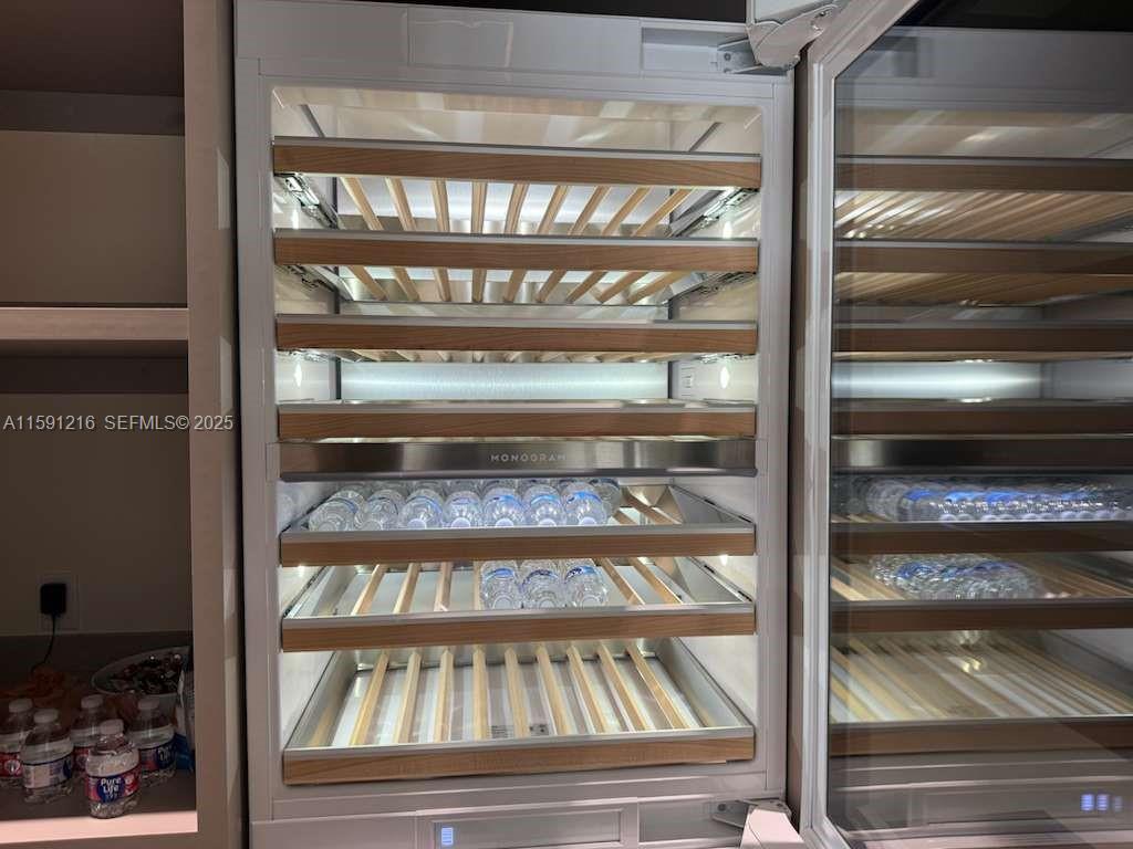 135 Southwest 29th Road Miami, FL 33129 - Photo 19 of 69