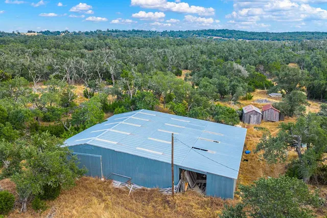 $3,250,000 | 7625 North State Highway 16, Fredericksburg, TX 78624