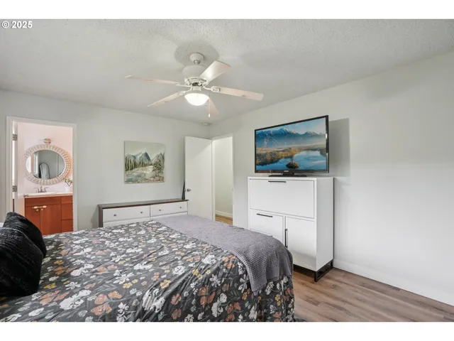 $514,900 | 902 Southeast Atherton Avenue, Gresham, OR 97080