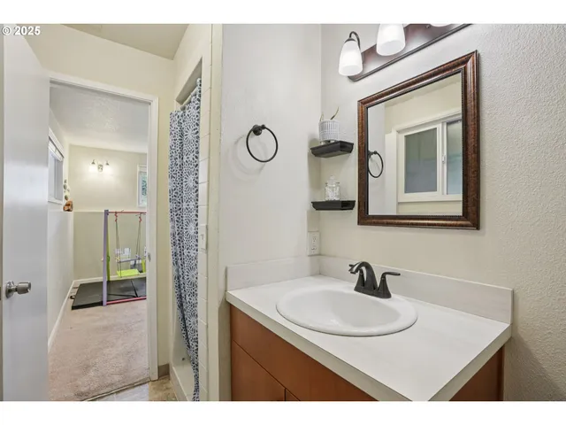 $514,900 | 902 Southeast Atherton Avenue, Gresham, OR 97080