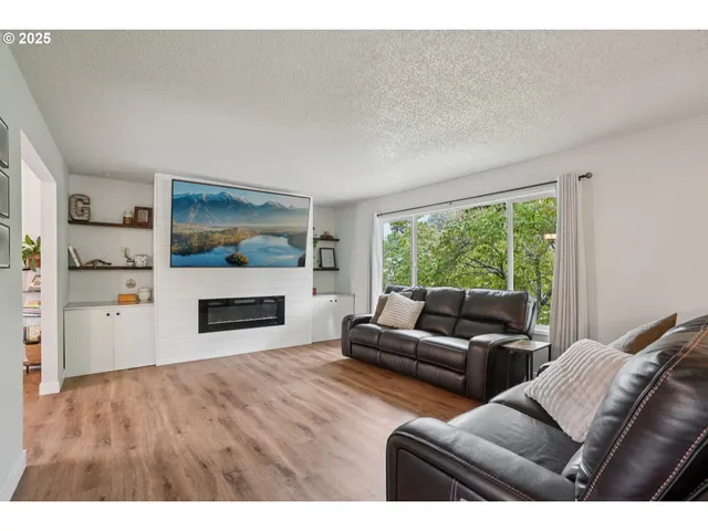 $514,900 | 902 Southeast Atherton Avenue, Gresham, OR 97080