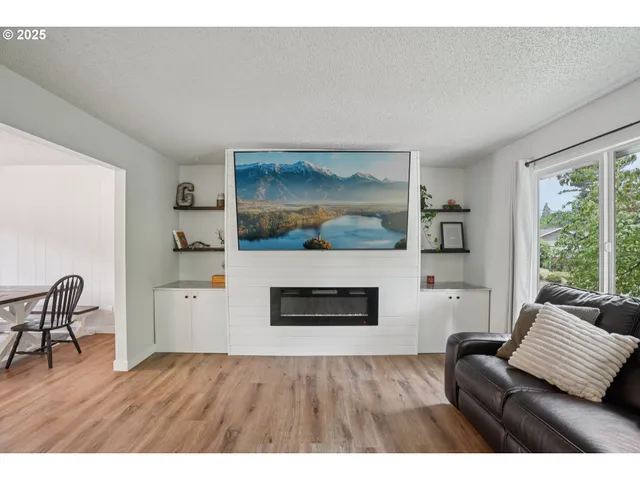 $514,900 | 902 Southeast Atherton Avenue, Gresham, OR 97080