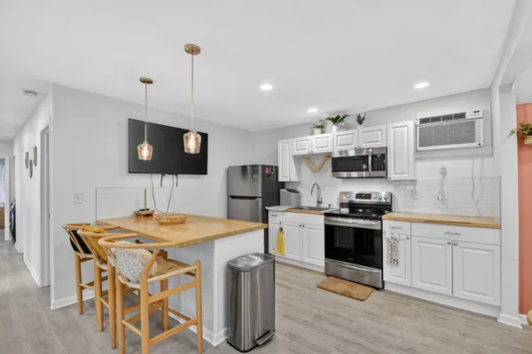 $499,000 | 306 North J Street, Lake Worth Beach, FL 33460