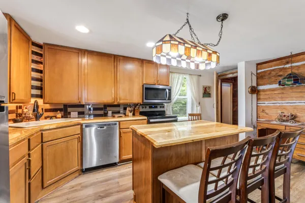 $449,000 | 160 Highway 35, Alma, WI 54610