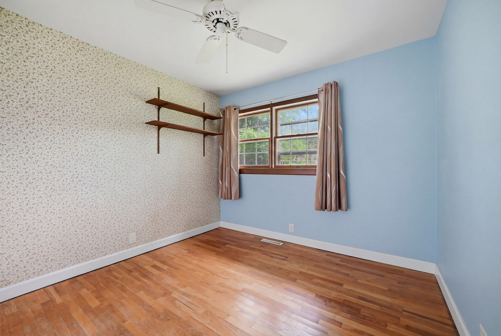 323 East Dresser Road DeKalb, IL 60115 - Photo 31 of 37