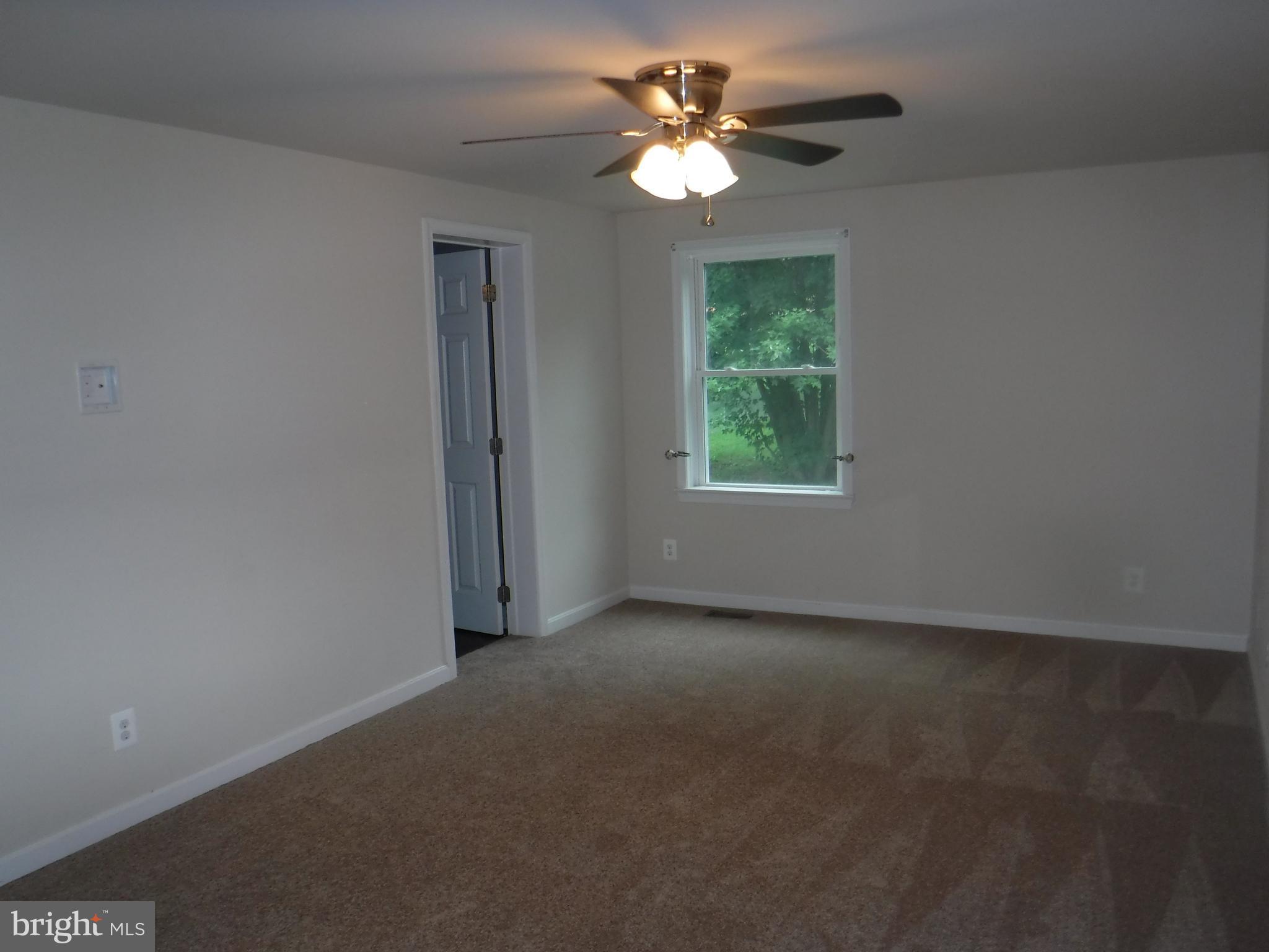 7222 Wheeler Road Boonsboro, MD 21713 - Photo 11 of 27 SPACIOUS MASTER SUITE