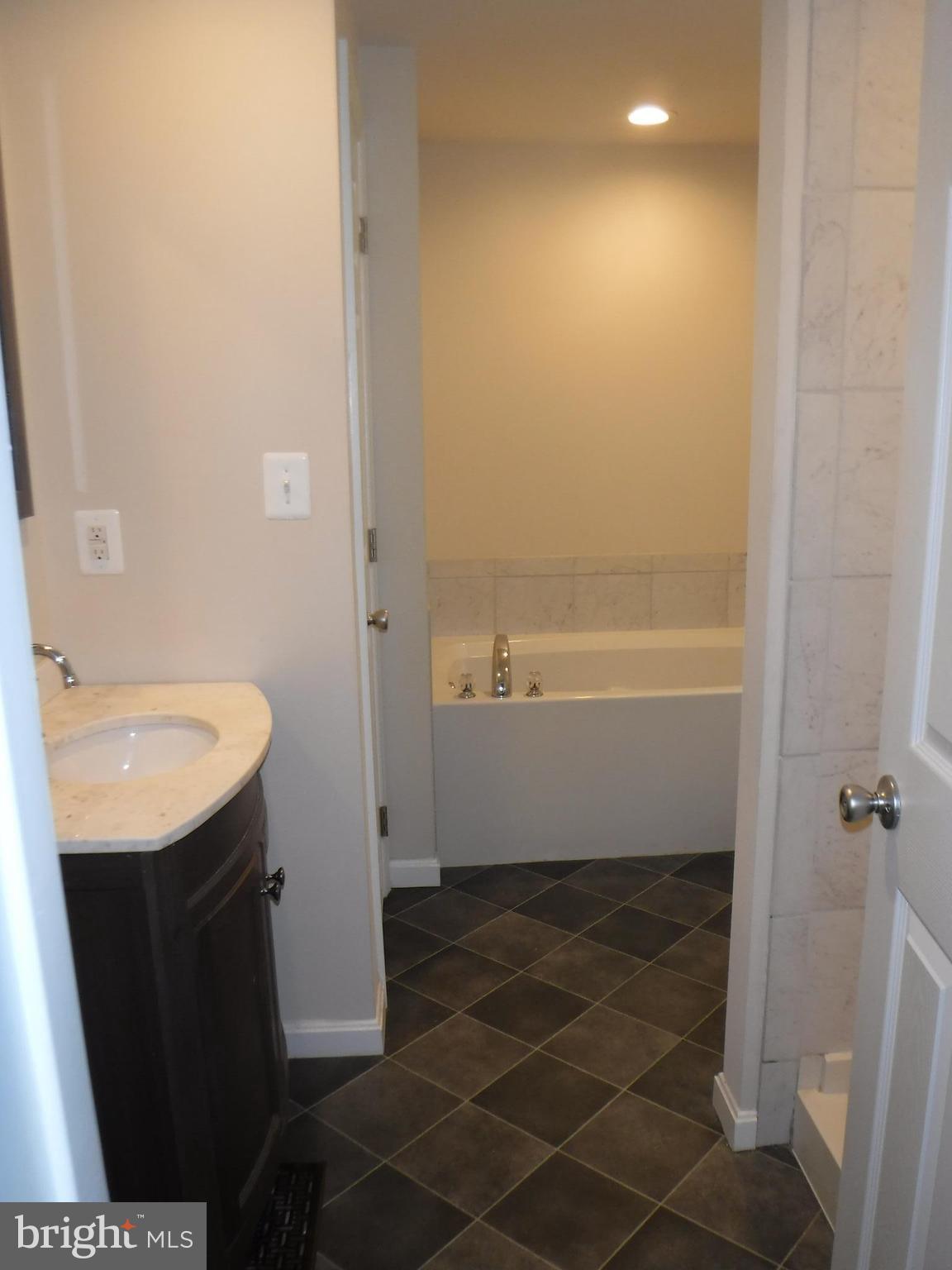 7222 Wheeler Road Boonsboro, MD 21713 - Photo 14 of 27 UPDATED MASTER BATH