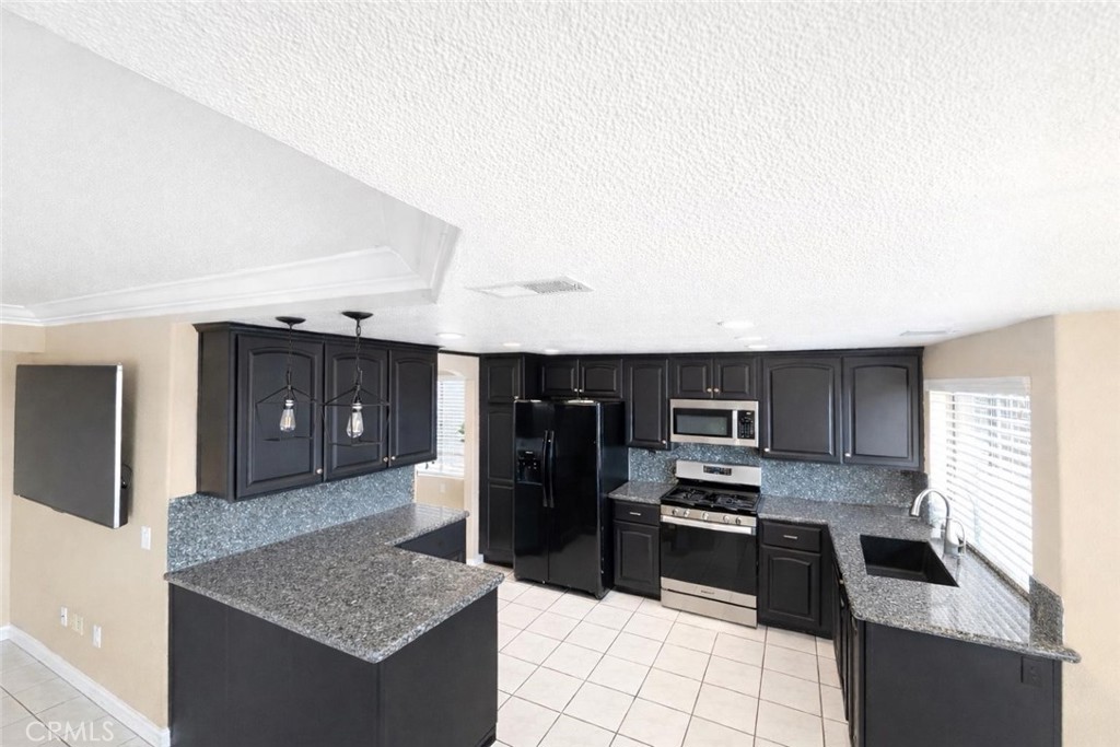 24099 Pleasant Run Road Moreno Valley, CA 92557 - Photo 7 of 24