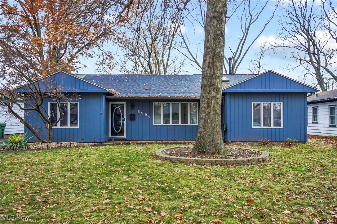 6996 Oakwood Road Parma Heights, OH 44130 - Photo 1 of 32 View of property