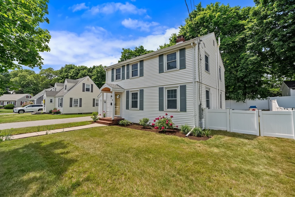 9 Chapman Road Wakefield, MA 01880 - Photo 33 of 34