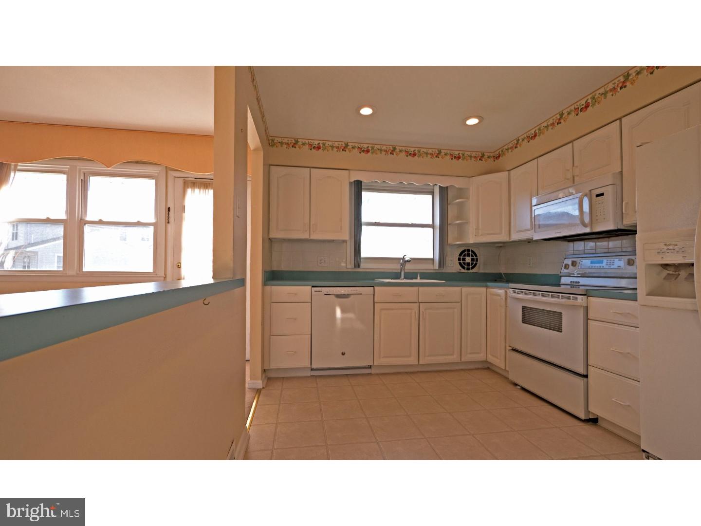 322 Sheffield Road Cherry Hill, NJ 08034 - Photo 12 of 24