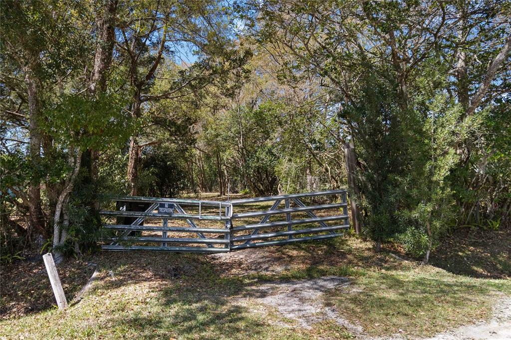 2700 Aein Road Orlando, FL 32817 - Photo 14 of 14 a view of outdoor space