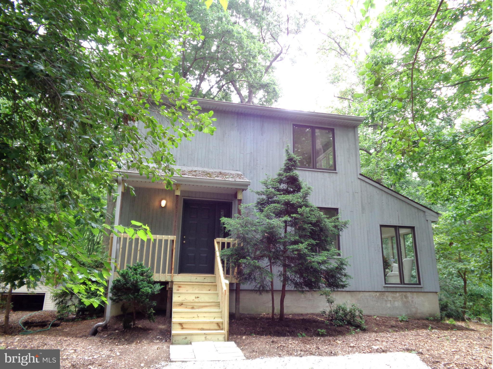 8304 Wicomico Road Pasadena, MD 21122 - Photo 1 of 18 Exterior (Front)