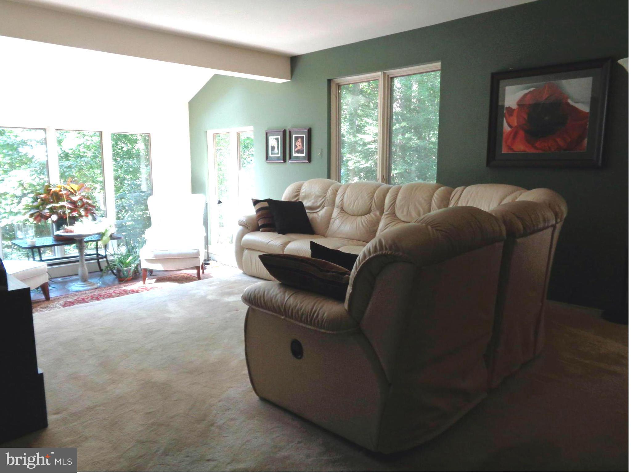 8304 Wicomico Road Pasadena, MD 21122 - Photo 6 of 18 Family Room