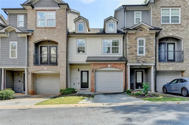 $350,000 | 2975 Ashlyn Crest Court, Doraville, GA 30340