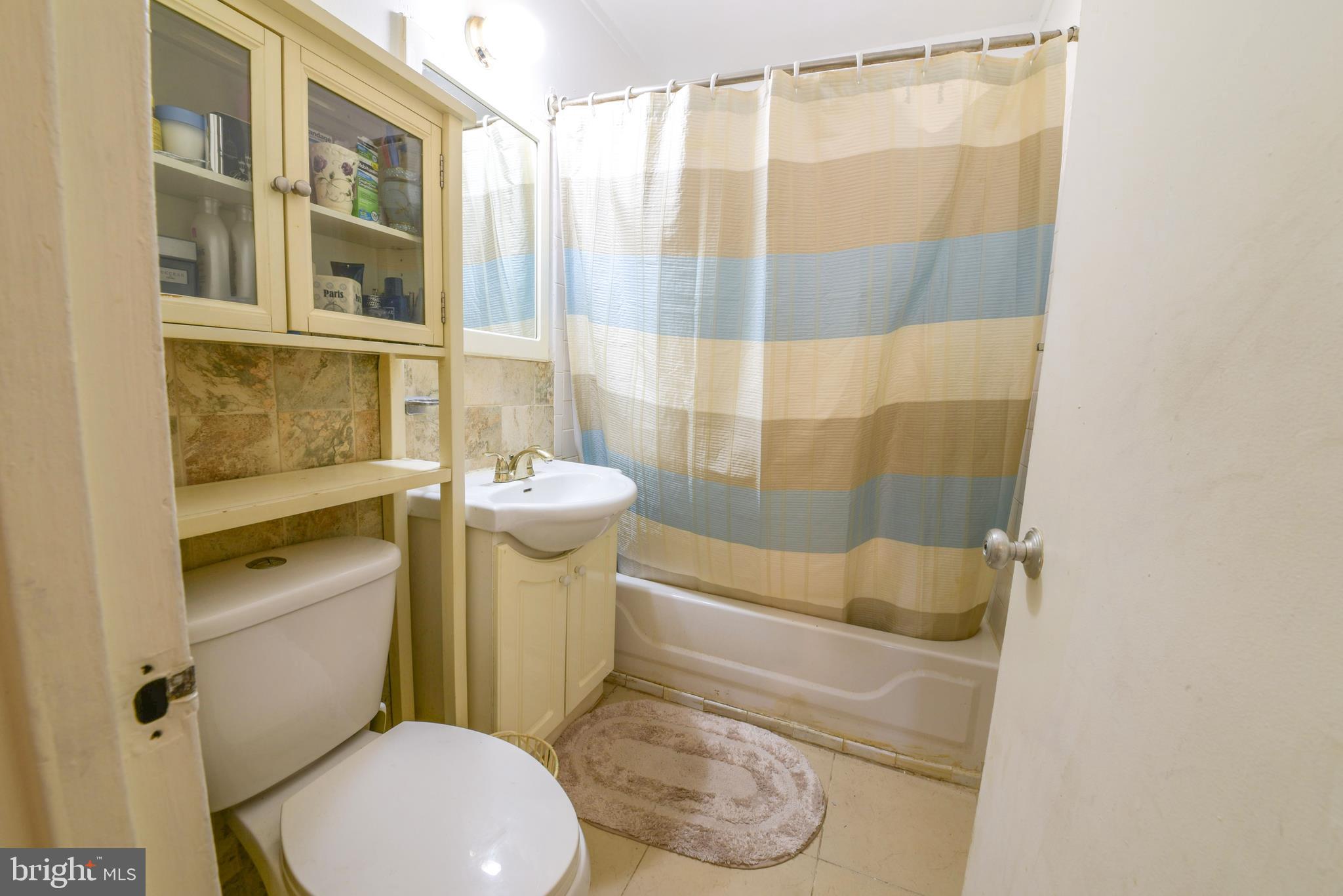 7730 Oxman Road Landover, MD 20785 - Photo 6 of 16 Full Bath