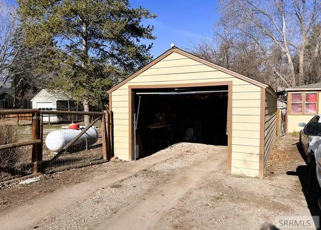 $210,000 | 407 Lena Street, Salmon, ID 83467