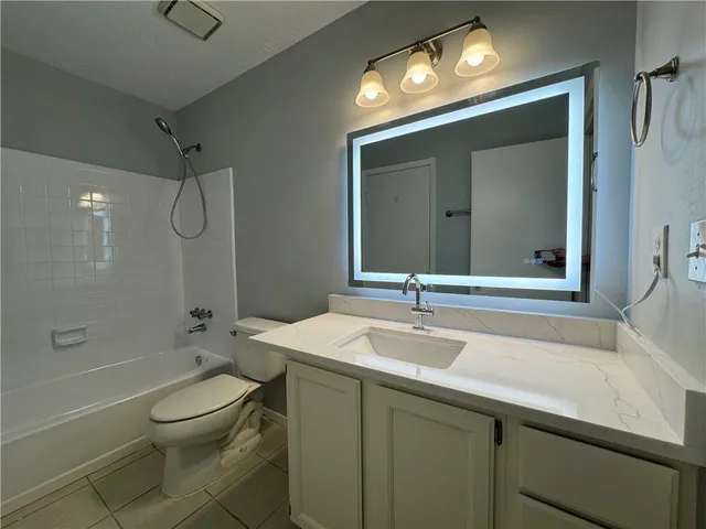 $225,000 | 528 Warm Springs Circle, Roswell, GA 30075