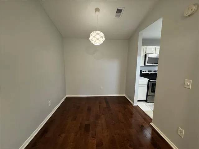 $225,000 | 528 Warm Springs Circle, Roswell, GA 30075