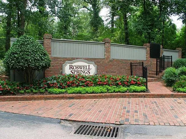 $225,000 | 528 Warm Springs Circle, Roswell, GA 30075