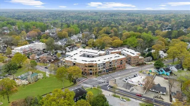 $225,000 | 528 Warm Springs Circle, Roswell, GA 30075