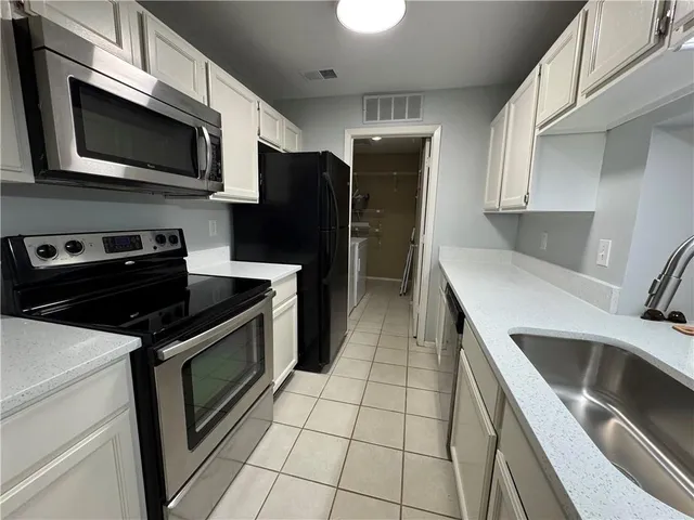 $225,000 | 528 Warm Springs Circle, Roswell, GA 30075