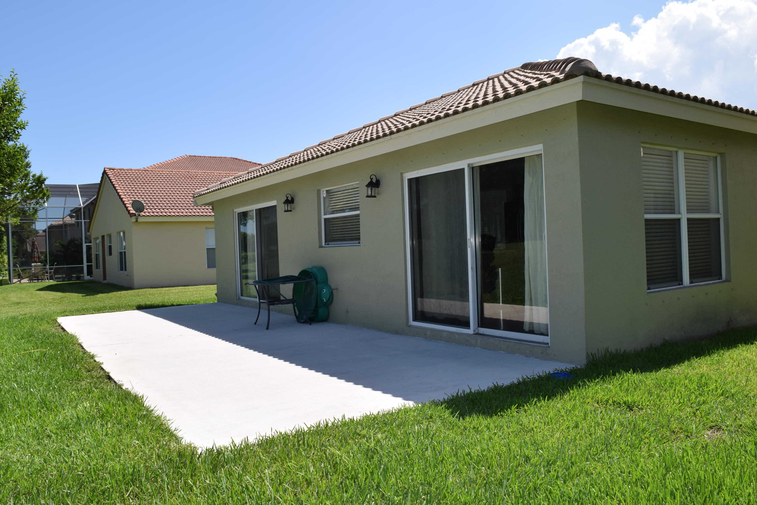 1040 Big Torch Street Riviera Beach, FL 33407 - Photo 13 of 14 DSC_0027