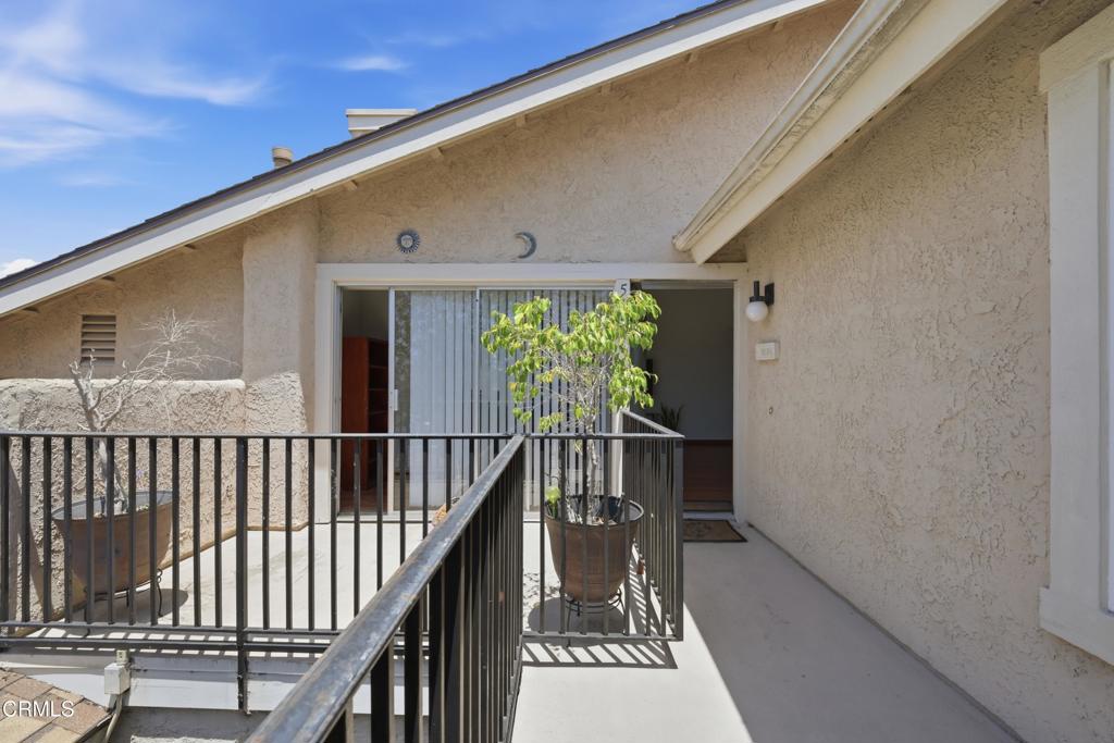 5154 Jefferson Square Oxnard, CA 93033 - Photo 3 of 23
