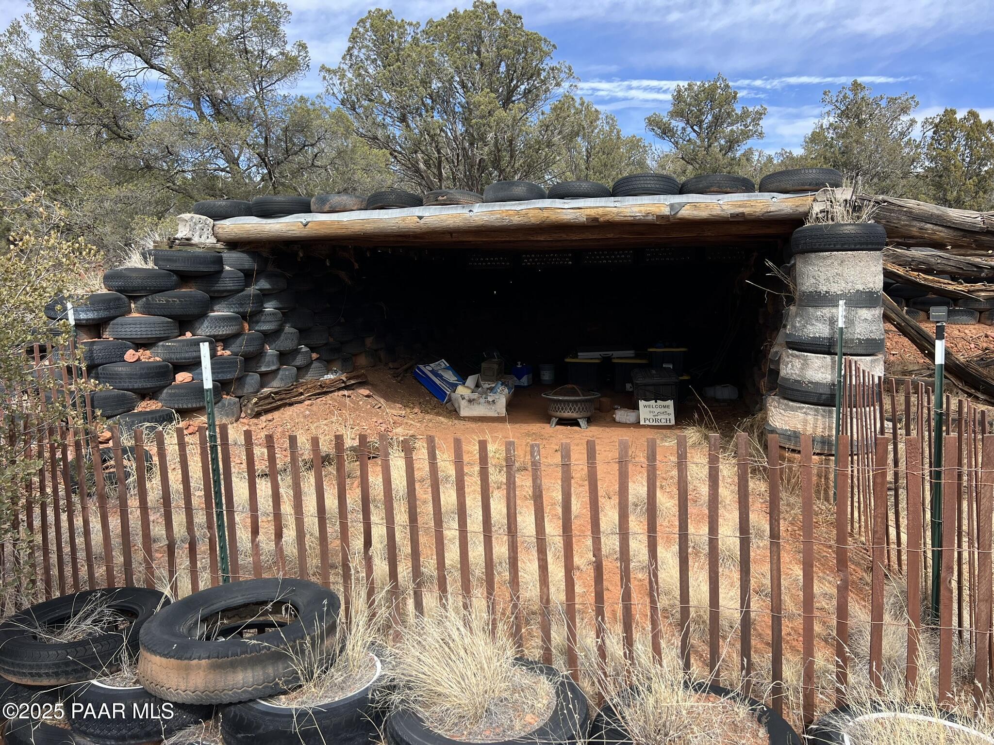 50 Bullock Road Ash Fork, AZ 86320 - Photo 2 of 12 a view of balcony with furniture