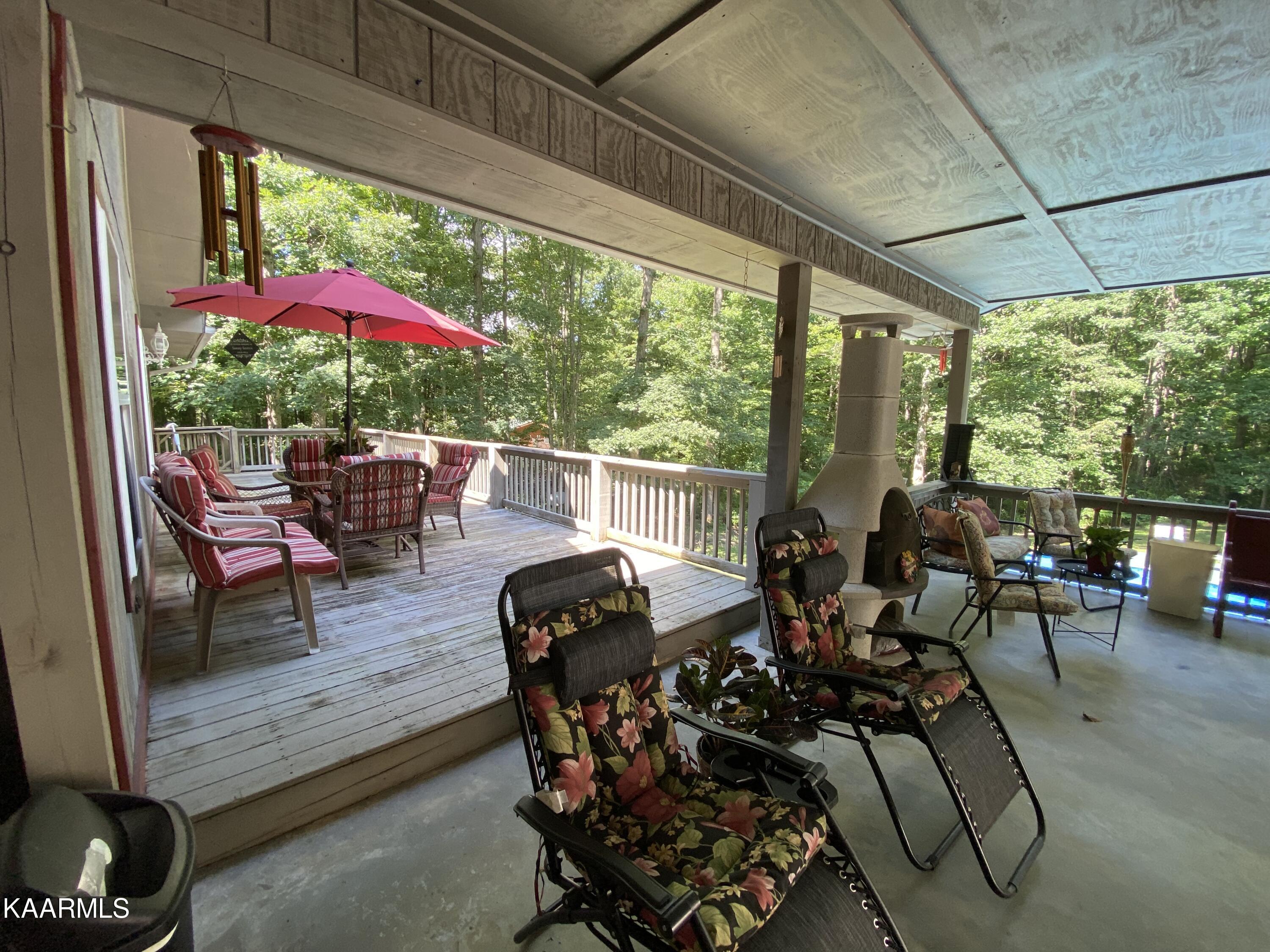 324 Cowan Lane Oneida, TN 37841 - Photo 22 of 55 E76633DF-9F9F-4FE9-B467-A8E96FEAC8F0