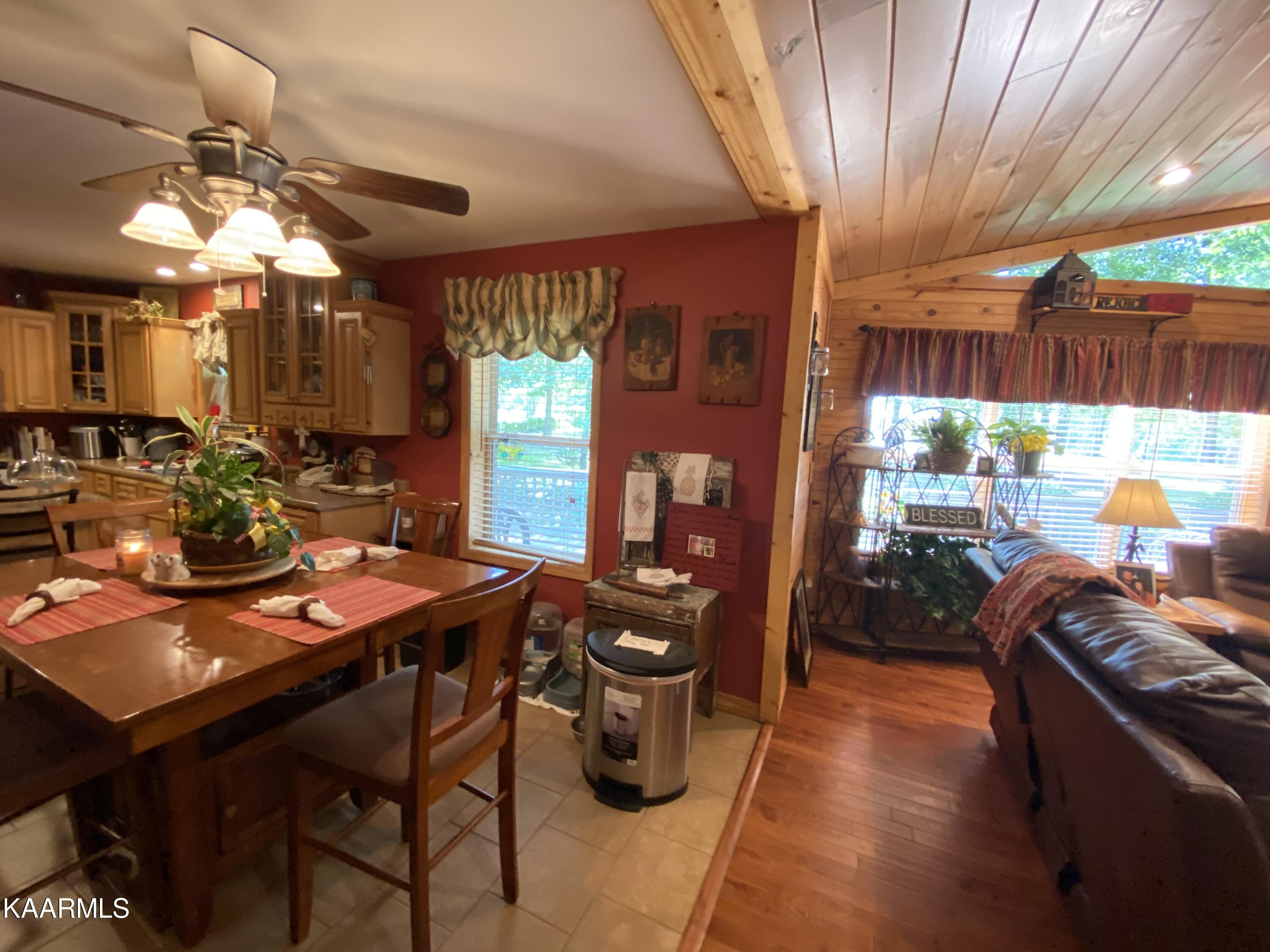 324 Cowan Lane Oneida, TN 37841 - Photo 29 of 55 36E1ADDE-EF01-4275-8384-67EB4239B79C