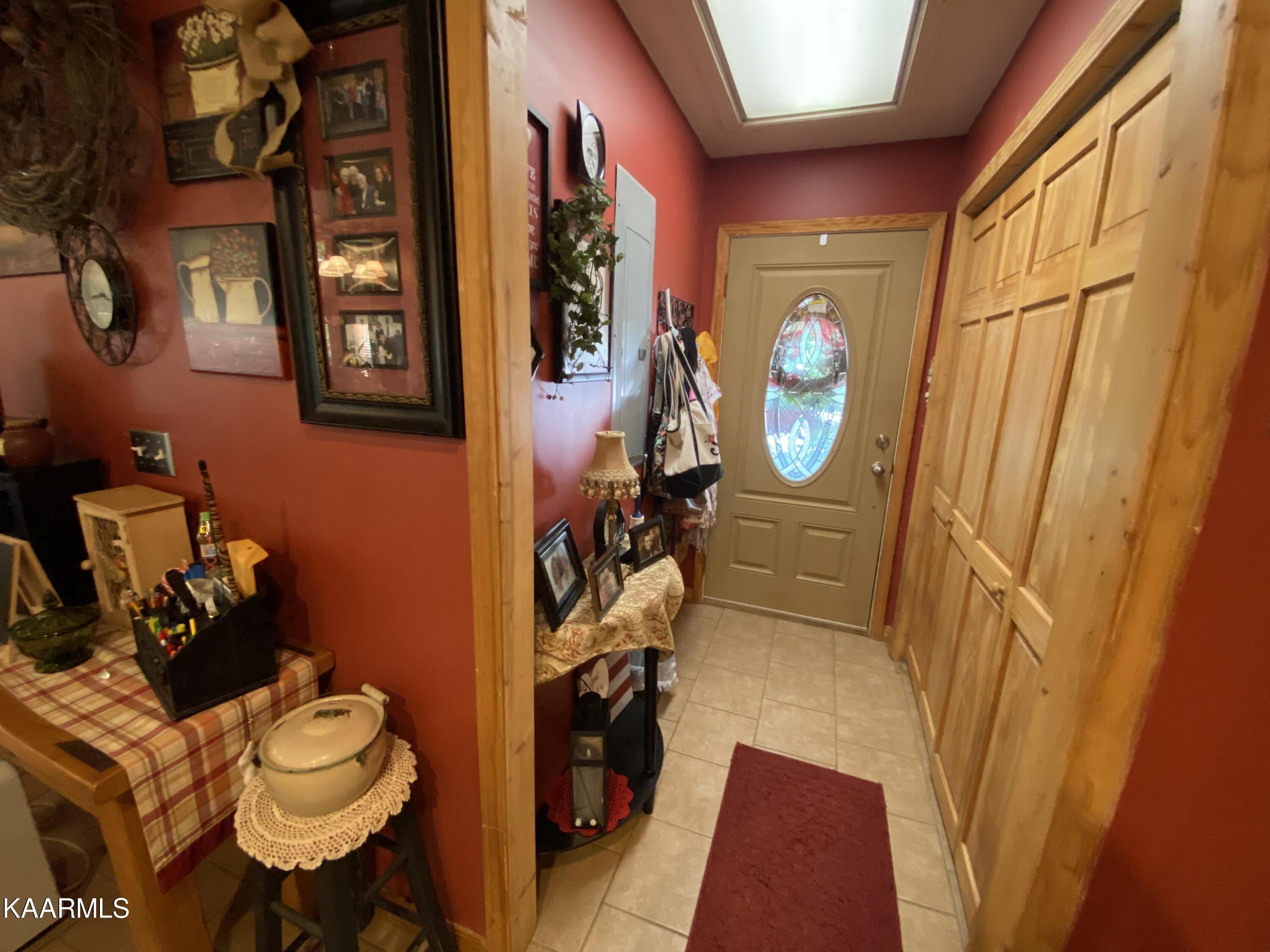 324 Cowan Lane Oneida, TN 37841 - Photo 32 of 55 F8D51758-A667-4EC4-9909-63F44BE04F4D