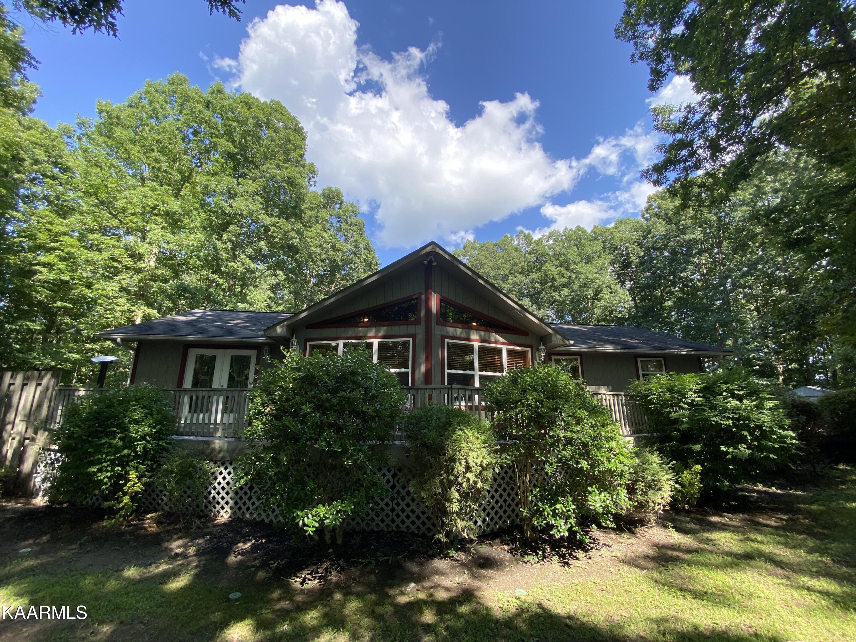 324 Cowan Lane Oneida, TN 37841 - Photo 4 of 55 31C74F77-37C3-4252-B361-683C5816D469