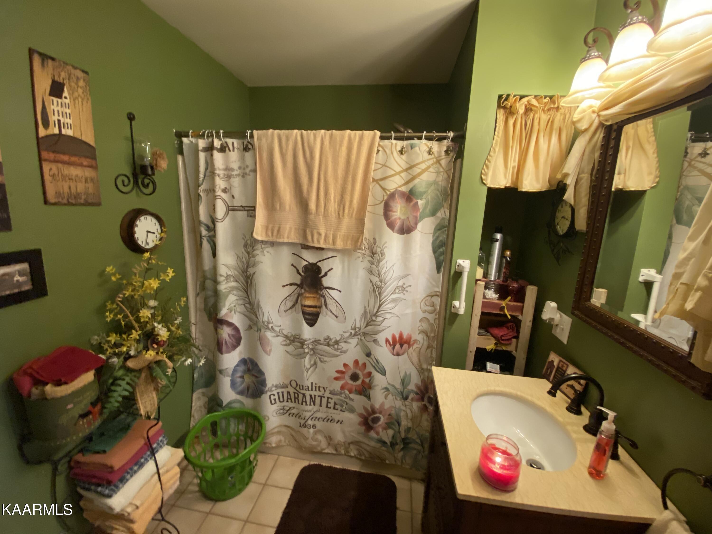 324 Cowan Lane Oneida, TN 37841 - Photo 43 of 55 8F62ACB5-0987-46AF-9B99-0E7E143D7262