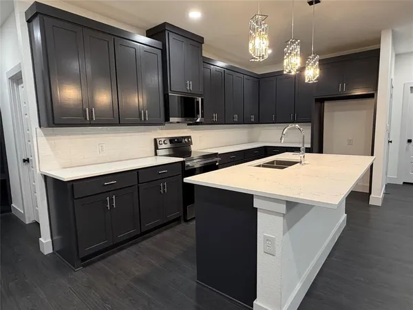 $495,000 | 2091 Goodwyn Road, Italy, TX 76651