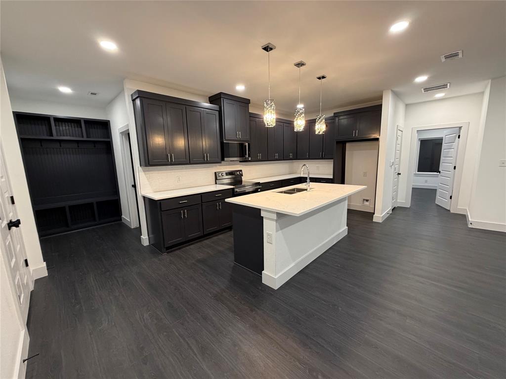 2091 Goodwyn Road Italy, TX 76651 - Photo 14 of 25