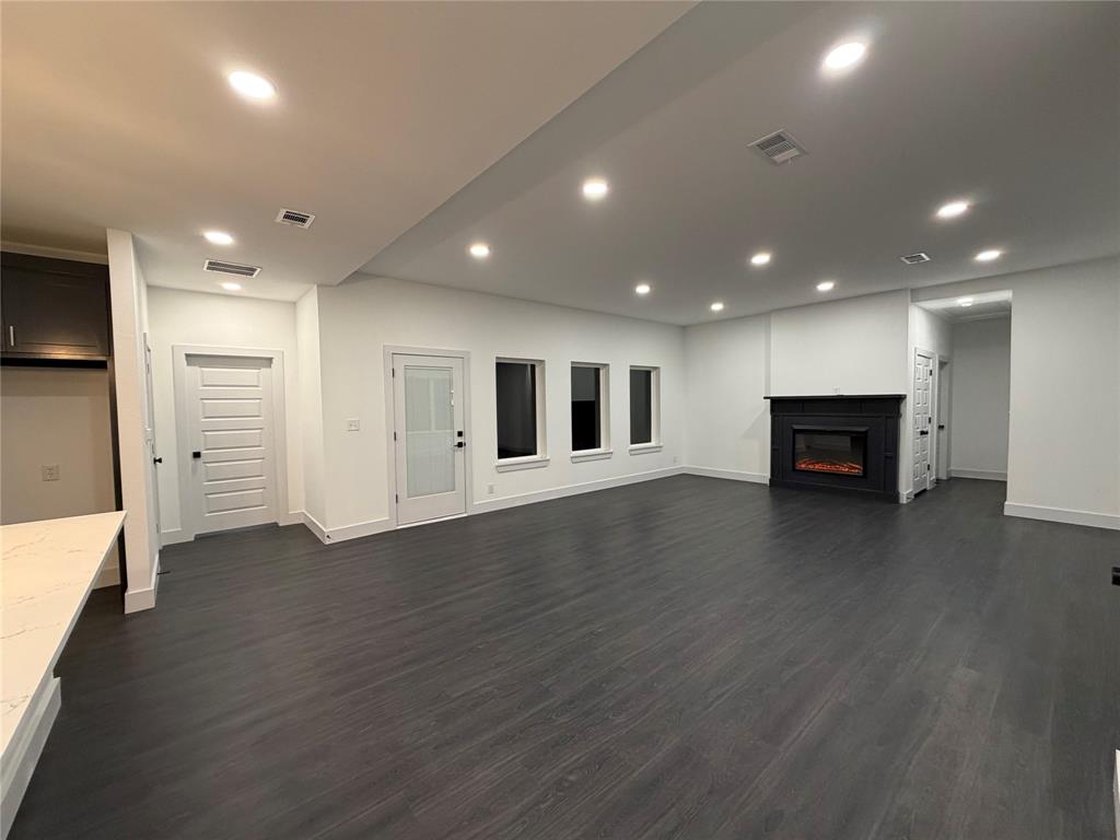 2091 Goodwyn Road Italy, TX 76651 - Photo 16 of 25