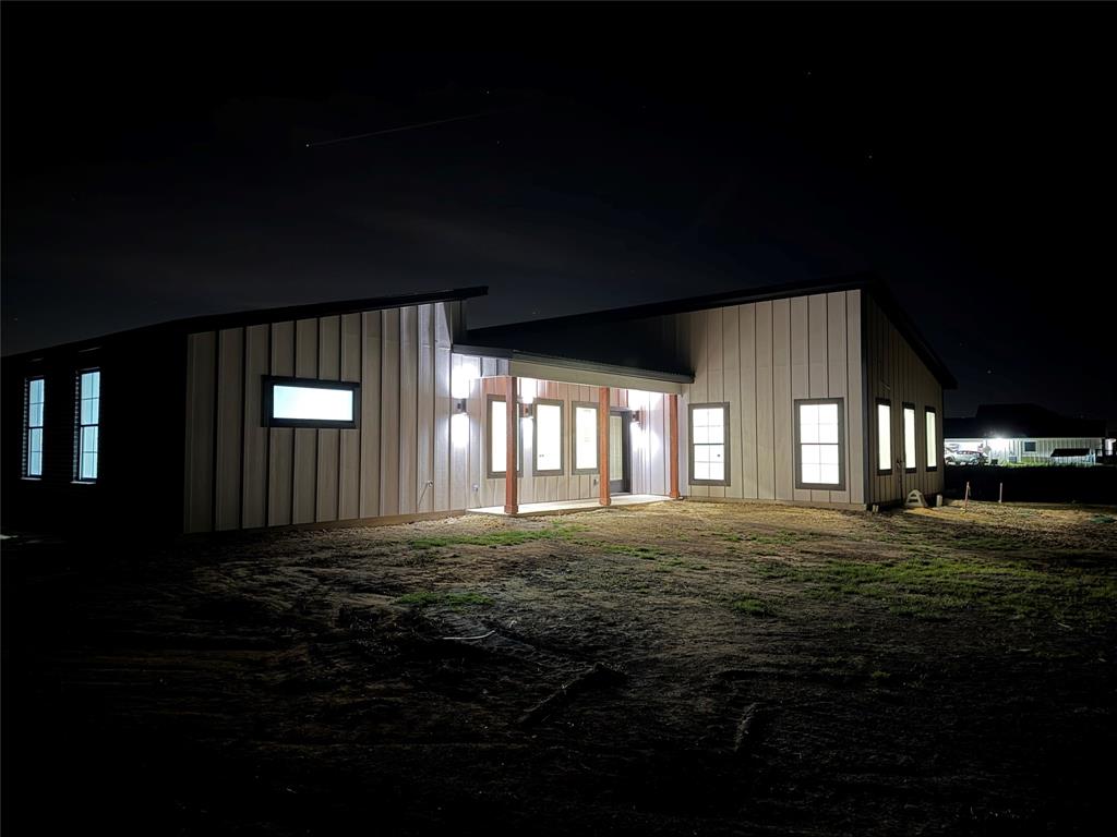 2091 Goodwyn Road Italy, TX 76651 - Photo 7 of 25