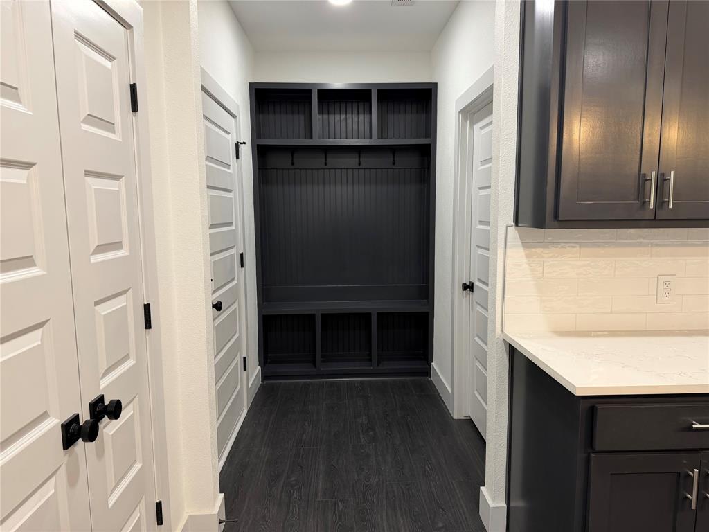 2091 Goodwyn Road Italy, TX 76651 - Photo 10 of 25