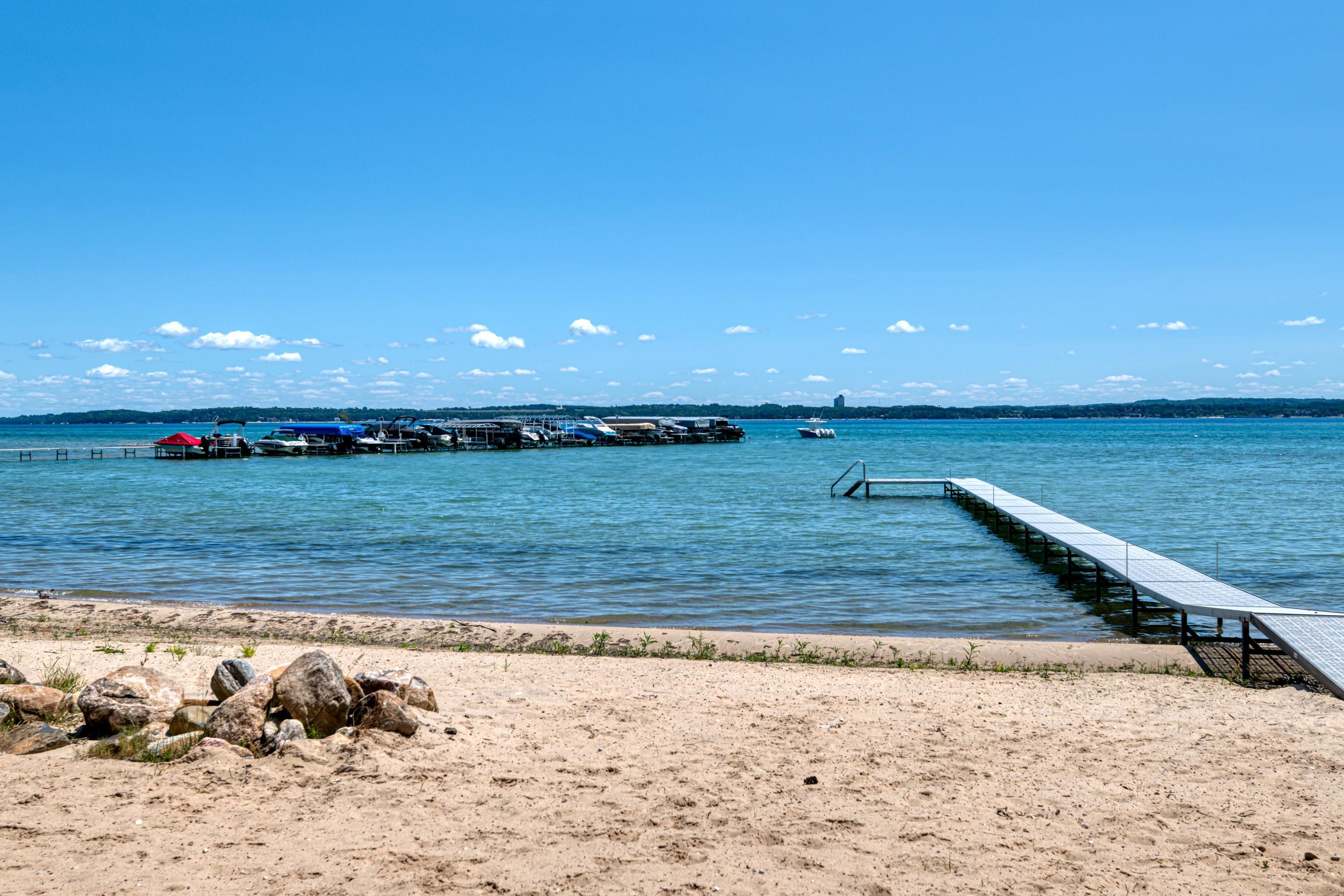 6298 East Shore Road Traverse City, MI 49686 - Photo 57 of 68 1911641-56.JPG