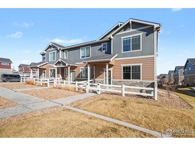 a house view with a outdoor space